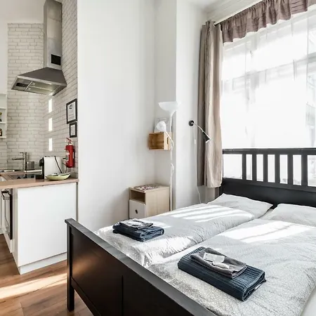 Downtown Kiraly31 * 布达佩斯